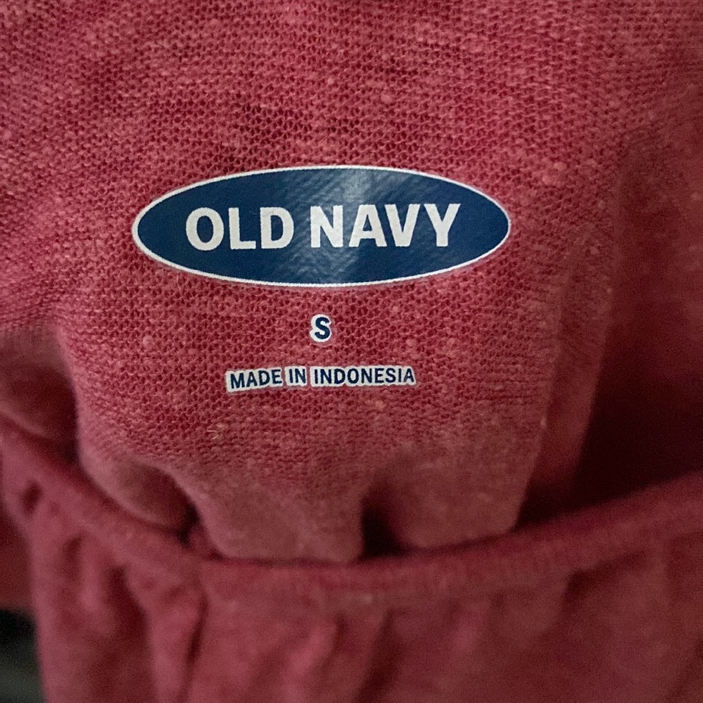 NWT Heathered Red Ruffle Tee - Small - Picture 3 of 5